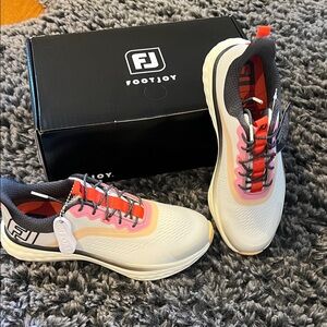Brand New Women’s FJ Quantum Footjoy Golf Shoes (7.5)